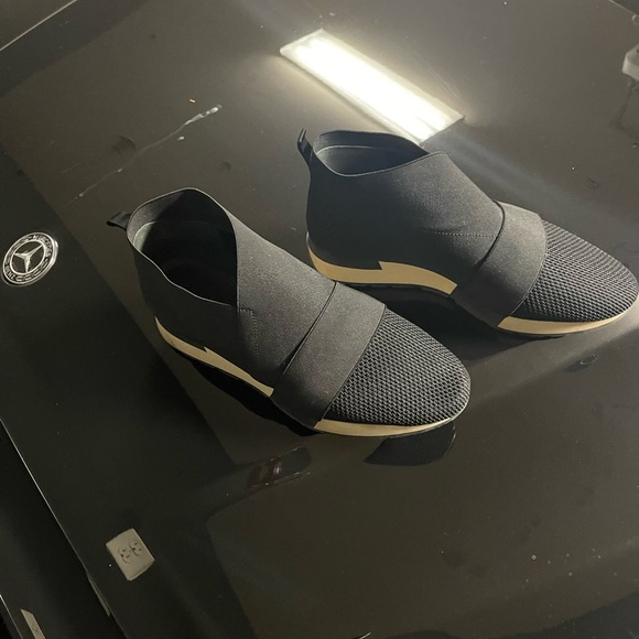 Designer shoe Sale!!! Balenciaga sneaker size 39 - Picture 1 of 5